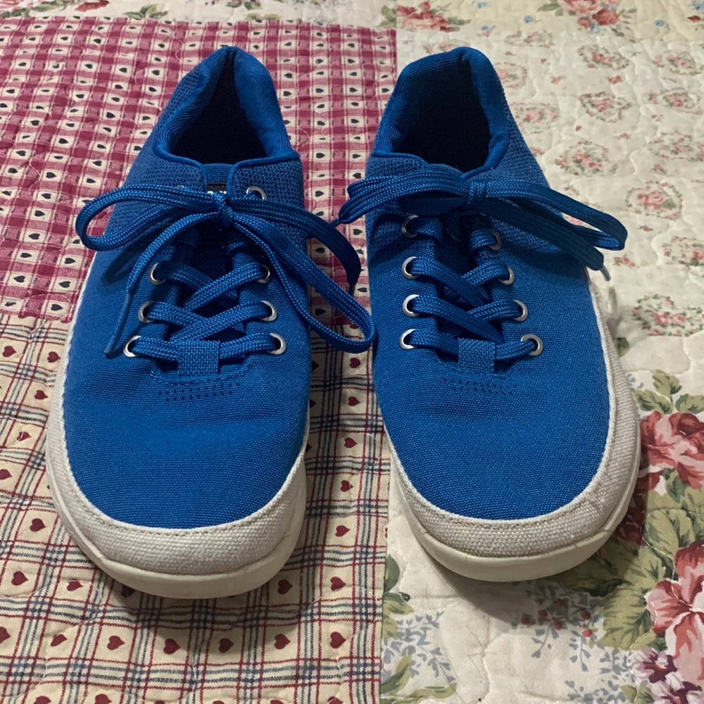 Nobull women’s shoes. Size 8